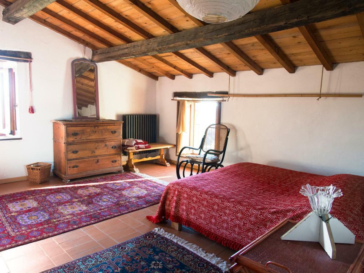Casa La Valle, Gubbio, Frazione Santa Cristina Bed & Breakfast Luaran gambar